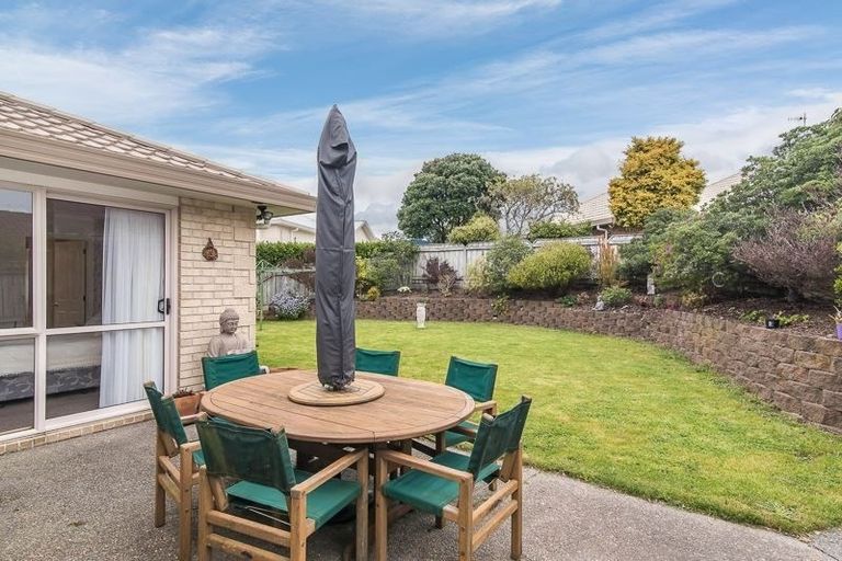 Photo of property in 15 Millennium Hill, Paraparaumu, 5032