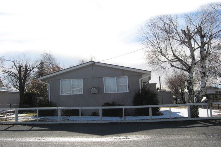 Photo of property in 41 Hopkins Road, Twizel, 7901