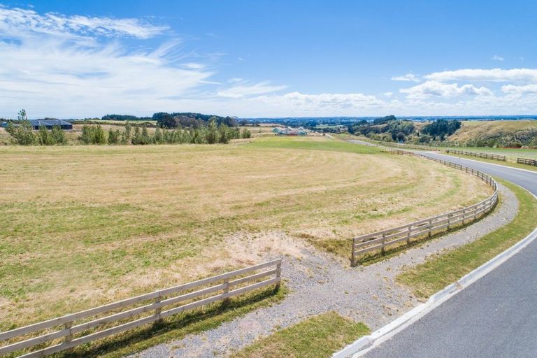 Photo of property in 181 Kingsdale Park Drive, Aokautere, Palmerston North, 4471