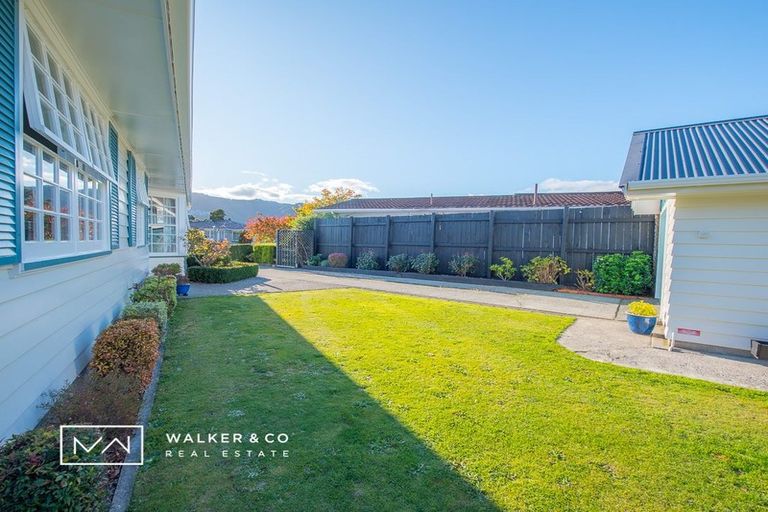 Photo of property in 35 Mountbatten Grove, Clouston Park, Upper Hutt, 5018