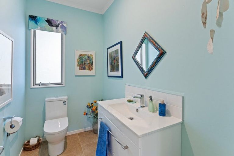 Photo of property in 22 Tamihana Street, Otaki, 5512