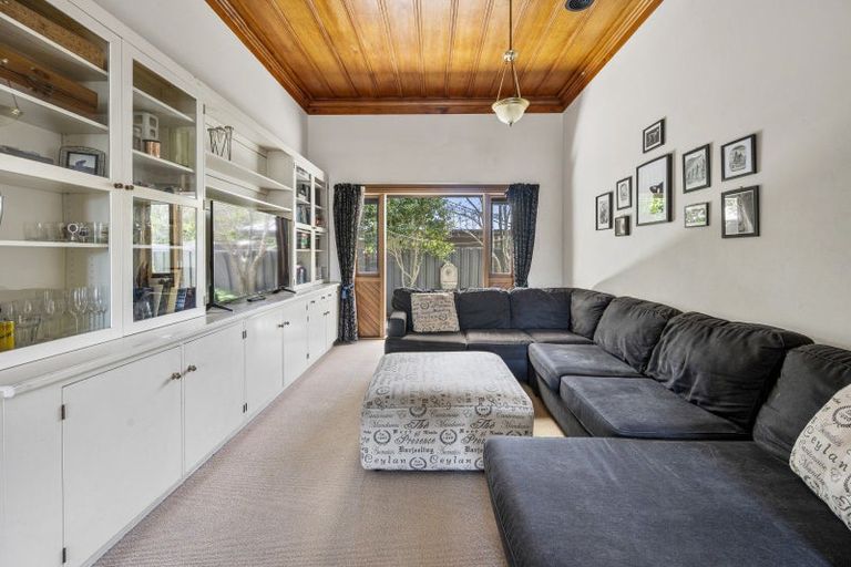 Photo of property in 16 Arbuckle Road, Frimley, Hastings, 4120