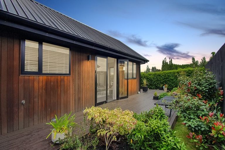 Photo of property in 5 Blaenavon Place, Halswell, Christchurch, 8025