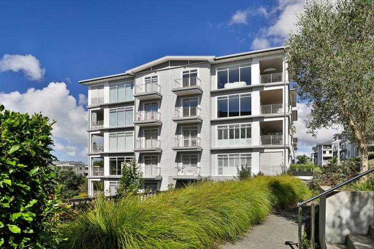 Photo of property in 177 Hibiscus Drive, Orewa, 0931