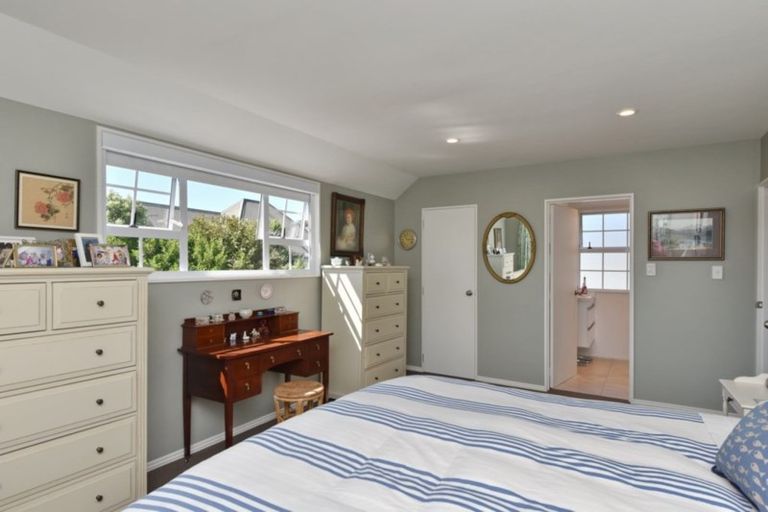 Photo of property in 28 Witbrock Crescent, Burnside, Christchurch, 8053