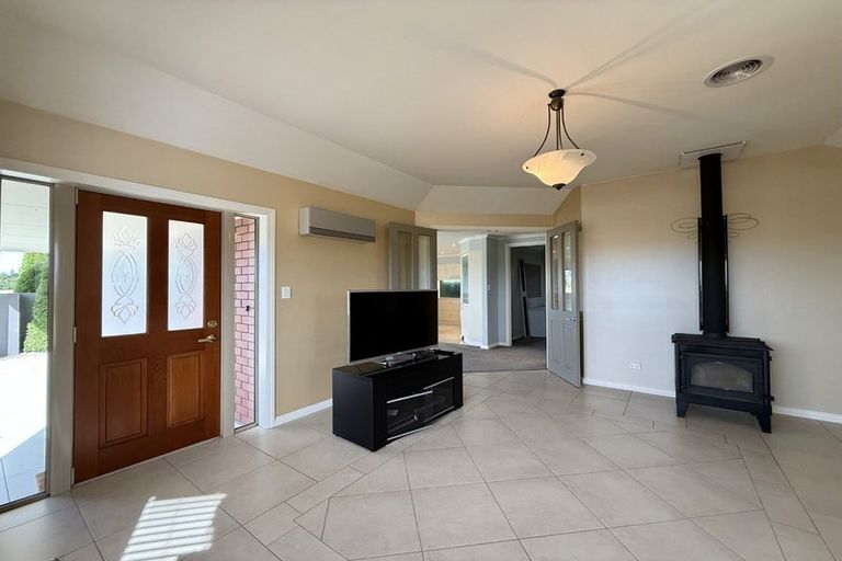 Photo of property in 75 Frasers Road, Tinwald, Ashburton, 7778