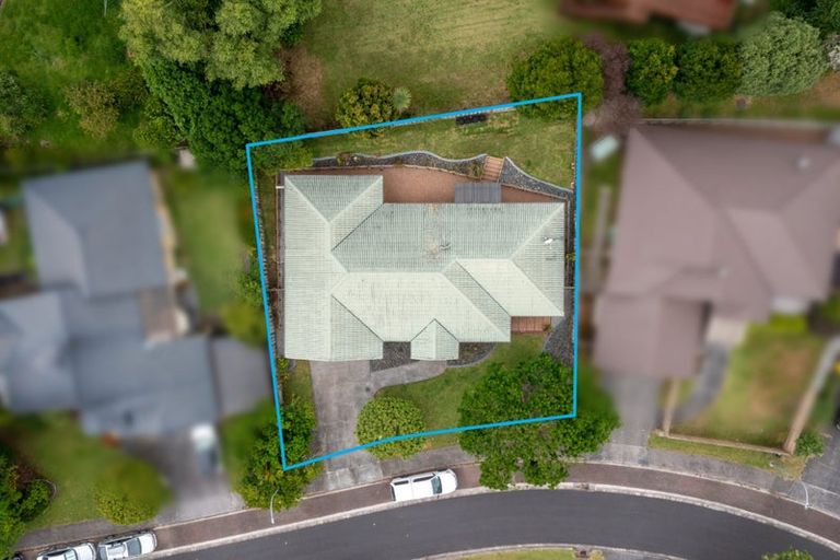 Photo of property in 13 Phoebe Meikle Place, Torbay, Auckland, 0630