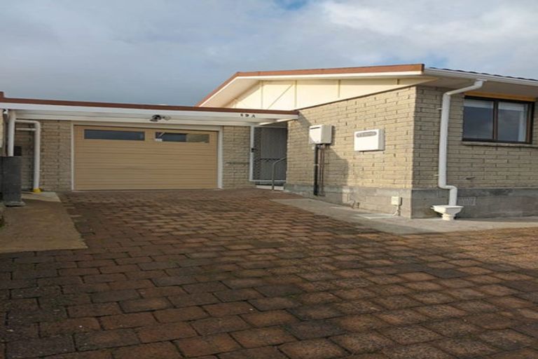 Photo of property in 19 Tukapa Street, Westown, New Plymouth, 4310
