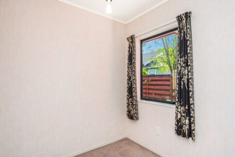 Photo of property in 74 Clarkin Road, Fairfield, Hamilton, 3214