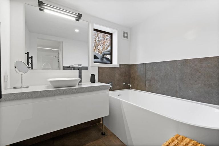 Photo of property in 23 Wesney Terrace, Kingston, Athol, 9793