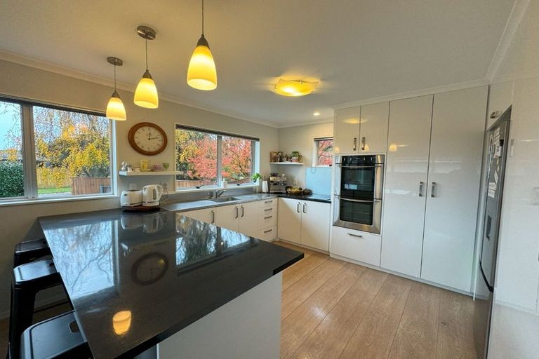 Photo of property in 5 Humphries Place, Awapuni, Palmerston North, 4412