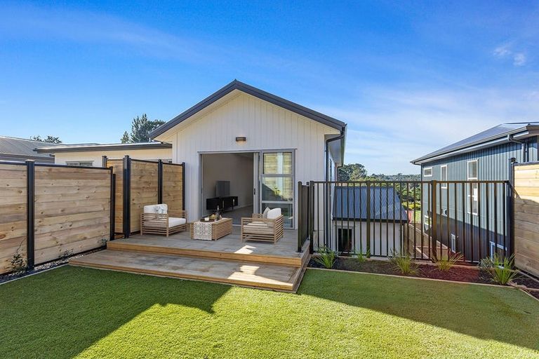 Photo of property in 13 Barrel Crescent, Swanson, Auckland, 0614