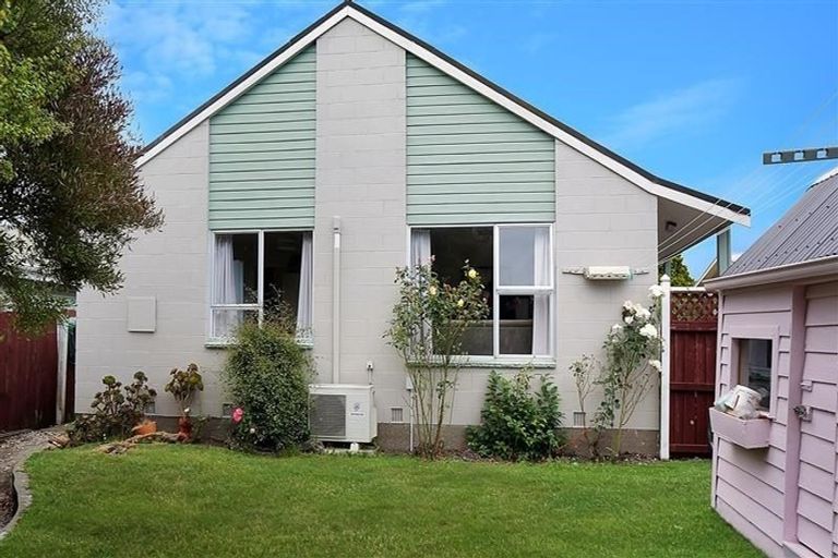 Photo of property in 1/4 Tracy Place, Redwood, Christchurch, 8051