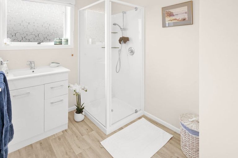 Photo of property in 3a Fiona Place, Dinsdale, Hamilton, 3204