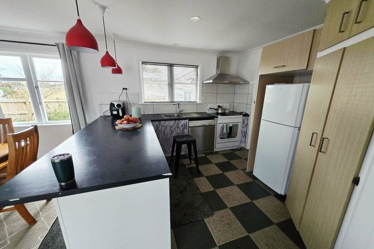 Photo of property in 90 Mcleod Street, Elderslea, Upper Hutt, 5018