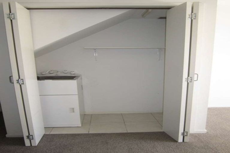 Photo of property in 5 Opito Way, East Tamaki, Auckland, 2013