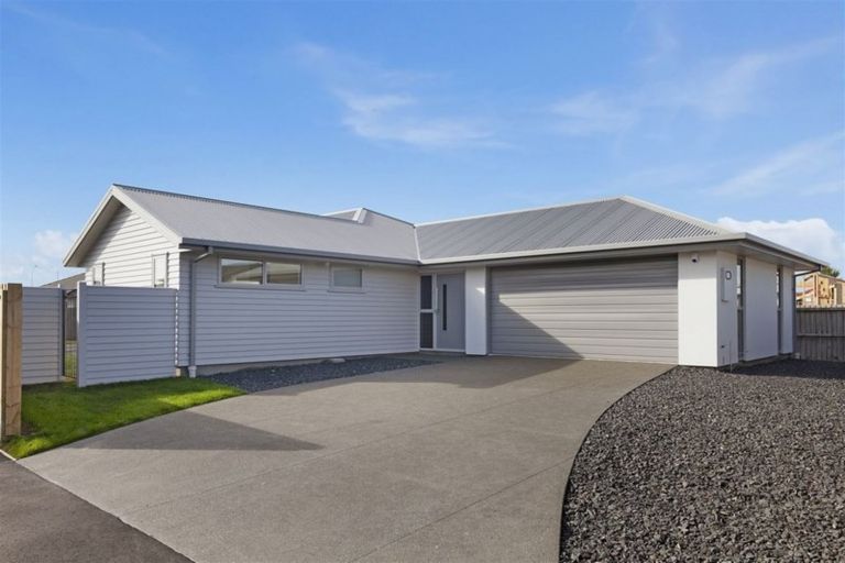 Photo of property in 6 Kingsbridge West, Burwood, Christchurch, 8083