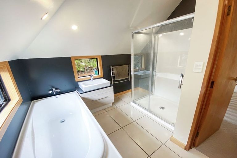 Photo of property in 266 Mount Pleasant Road, Mount Pleasant, Christchurch, 8081