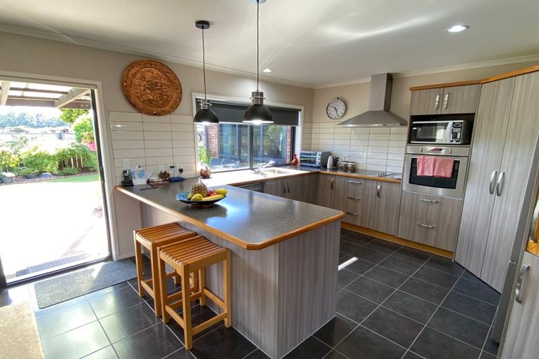 Photo of property in 5 Carroll Place, Owhata, Rotorua, 3010