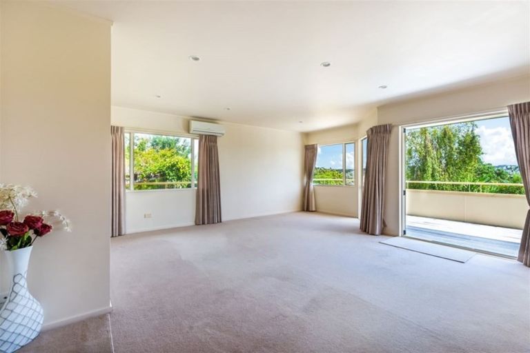 Photo of property in 19 Tainui Street, Torbay, Auckland, 0630