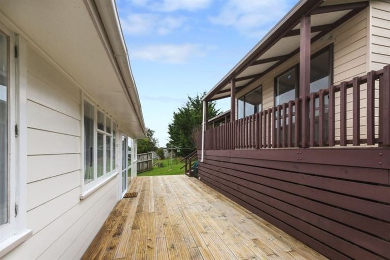 Photo of property in 17 Kalingo Street, Waitangirua, Porirua, 5024