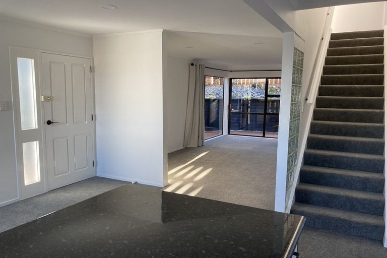 Photo of property in 13 Cobar Close, Maupuia, Wellington, 6022