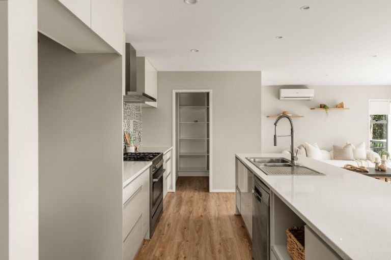 Photo of property in 1330b Papamoa Beach Road, Papamoa Beach, Papamoa, 3118