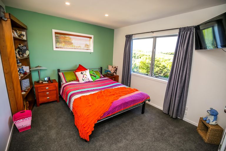 Photo of property in 144 Maungatawhiri Road, Raglan, 3295