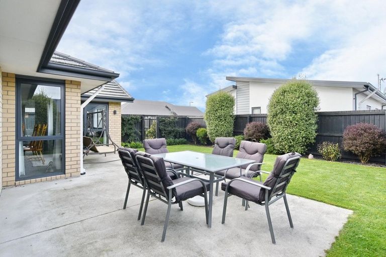 Photo of property in 5 Raranga Street, Marshland, Christchurch, 8083