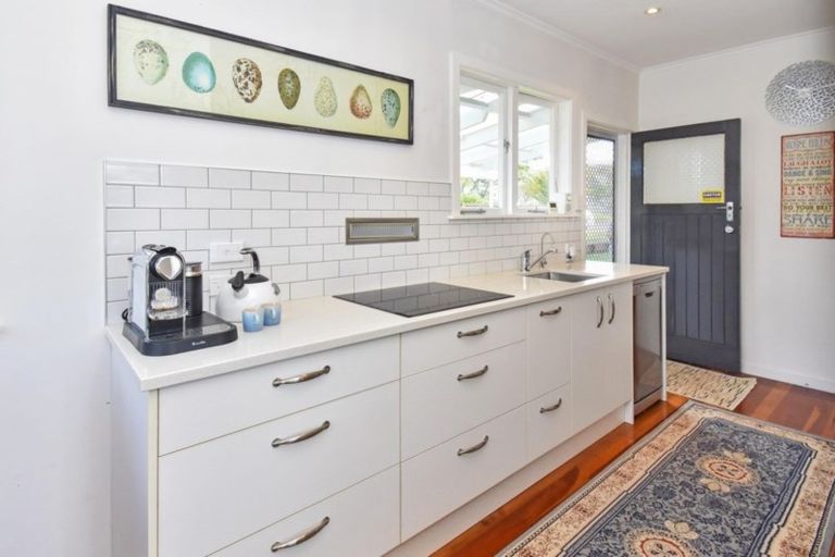 Photo of property in 61 Wellington Street, Howick, Auckland, 2014