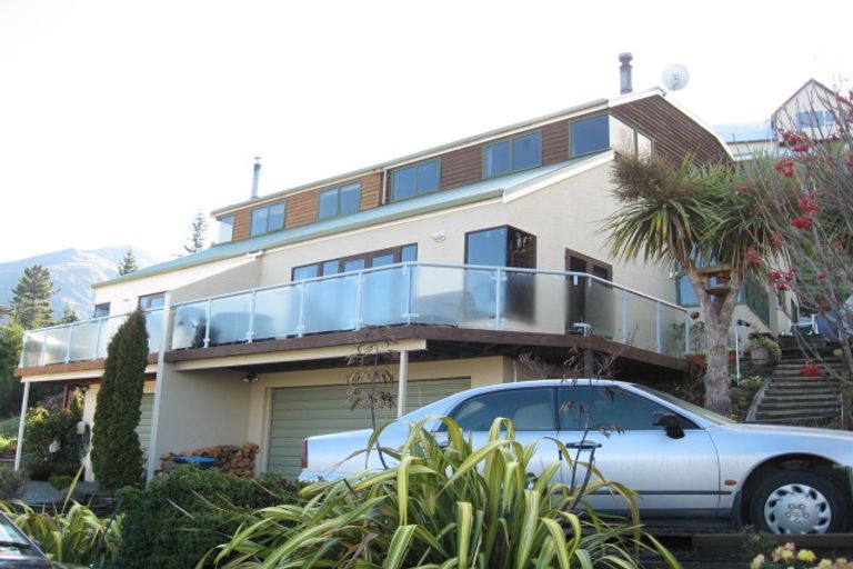 Photo of property in 10a Manchester Place, Queenstown, 9300