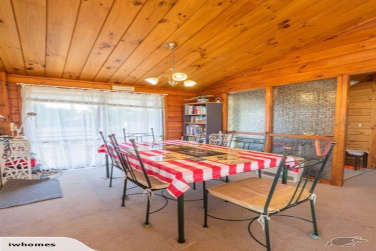 Photo of property in 20 Hedge Row, Sunnyhills, Auckland, 2010