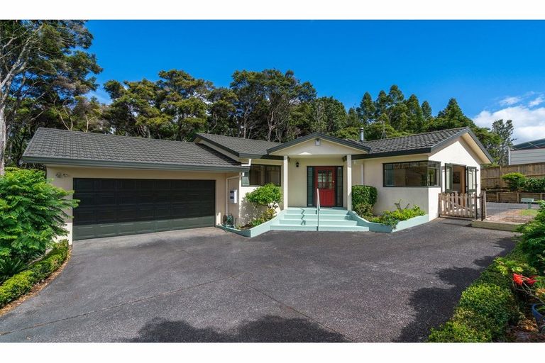 Photo of property in 208b Glengarry Road, Glen Eden, Auckland, 0602