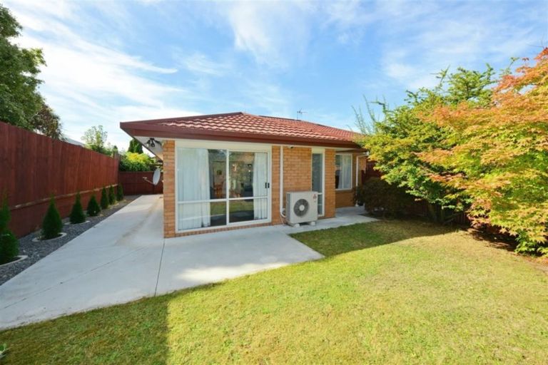 Photo of property in 2/60 Cresswell Avenue, Burwood, Christchurch, 8061
