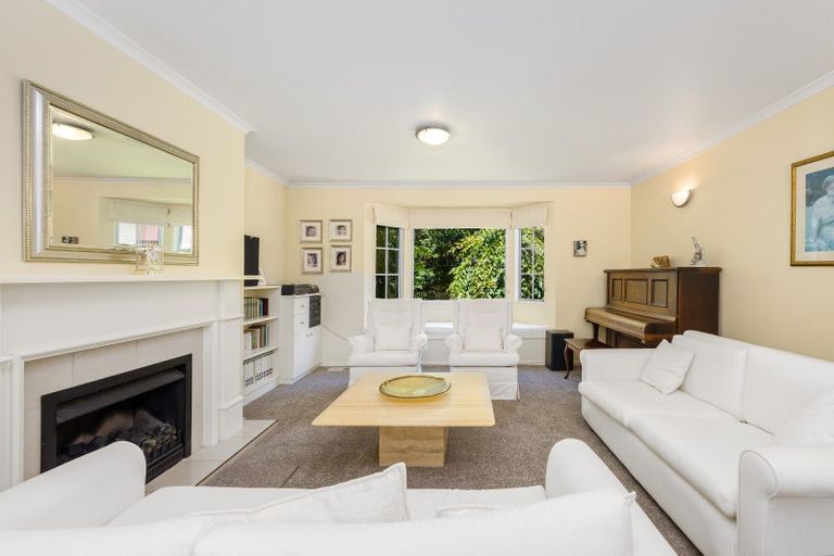 Photo of property in 17 Summerfield Lane, Albany, Auckland, 0632