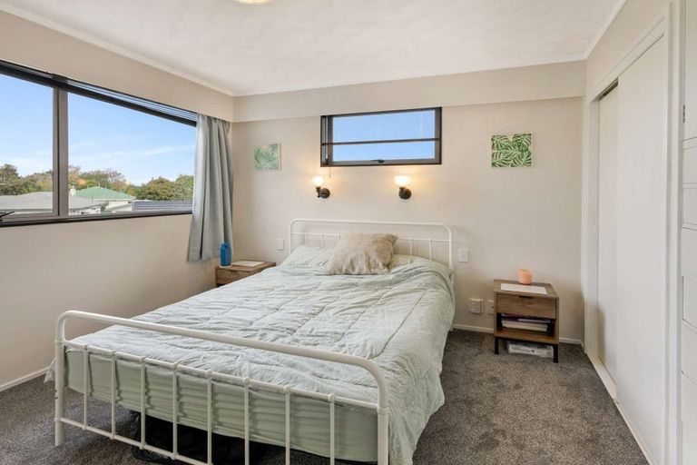 Photo of property in 138 Gloucester Street, Taradale, Napier, 4112