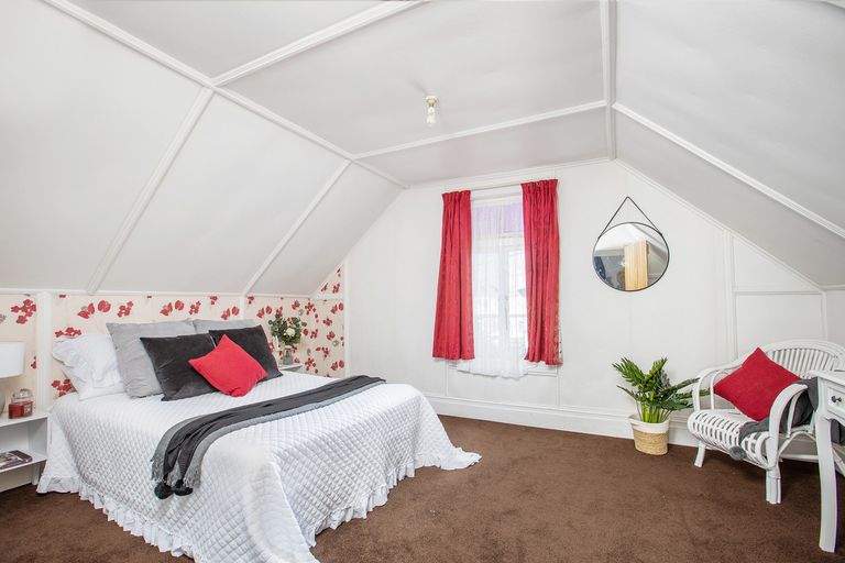 Photo of property in 10 Victoria Street, Masterton, 5810