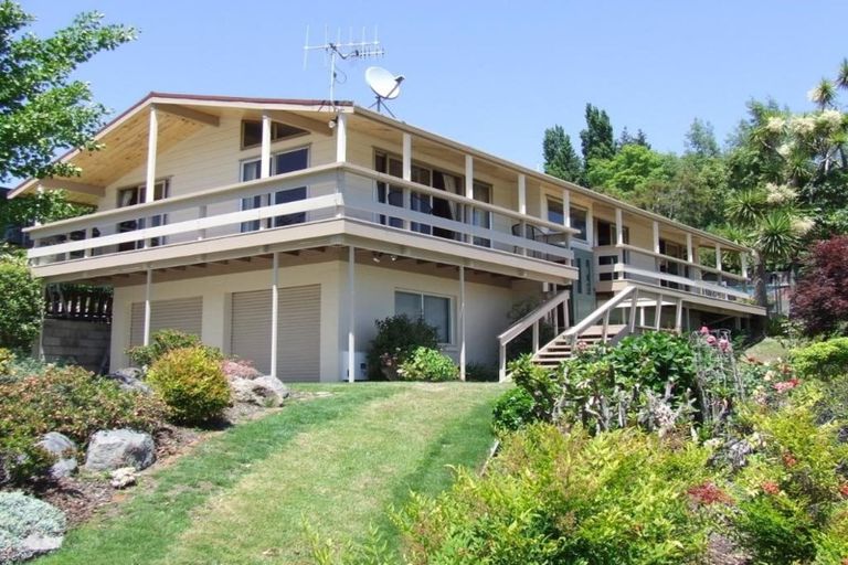 Photo of property in 39 Tremaine Avenue, Two Mile Bay, Taupo, 3330