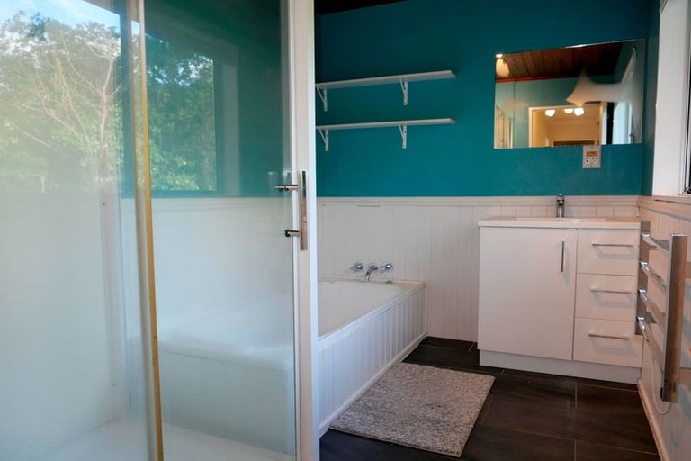 Photo of property in 136 Ruapehu Street, Paraparaumu, 5032