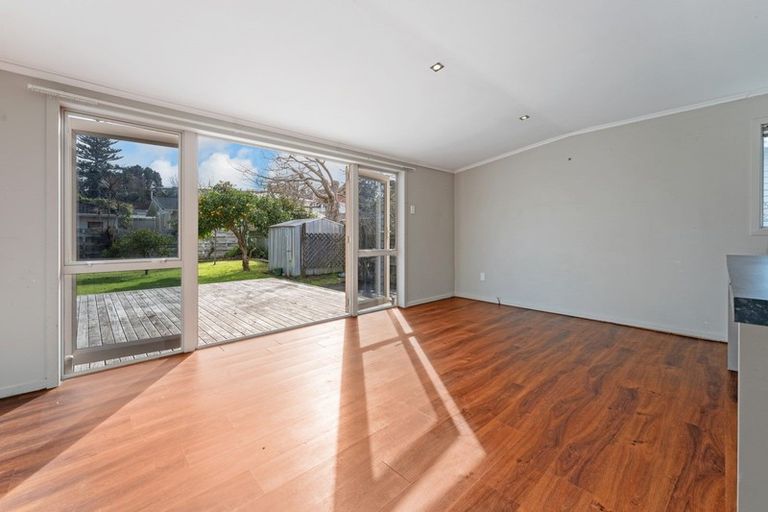 Photo of property in 88 Tukapa Street, Westown, New Plymouth, 4310