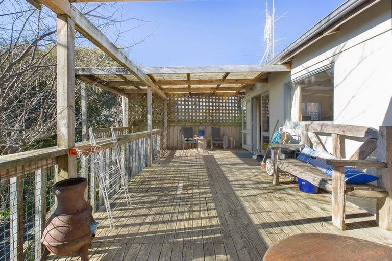 Photo of property in 44b Cross Street, Raglan, 3225