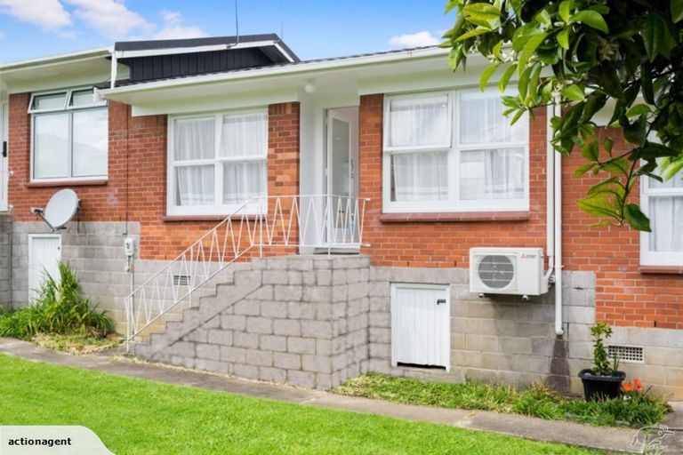 Photo of property in 7/12 Raines Avenue, Forrest Hill, Auckland, 0620