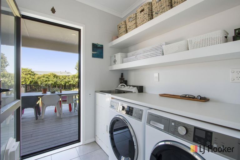 Photo of property in 55 Seaforth Road, Waihi Beach, 3611