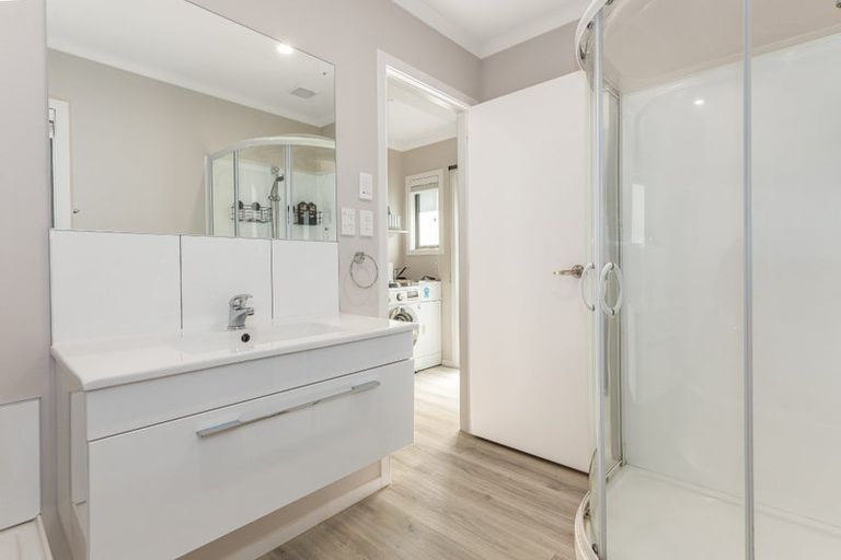 Photo of property in 17a Gloucester Street, Cannons Creek, Porirua, 5024