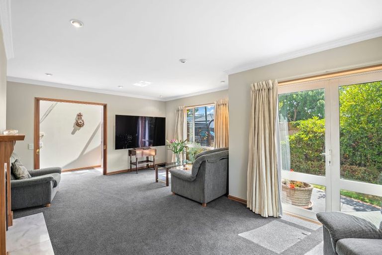 Photo of property in 1 Elmwood Road, Strowan, Christchurch, 8052