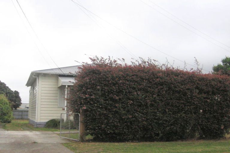 Photo of property in 40 York Street, Moera, Lower Hutt, 5010