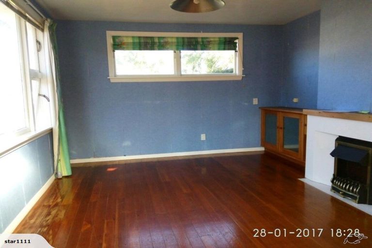Photo of property in 147 Avonhead Road, Avonhead, Christchurch, 8042