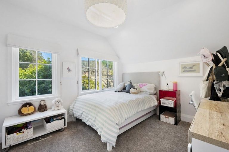 Photo of property in 14 Homewood Avenue, Karori, Wellington, 6012