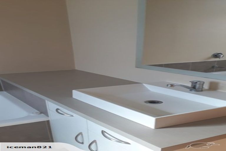 Photo of property in 22 Nikau Street, Takaro, Palmerston North, 4410