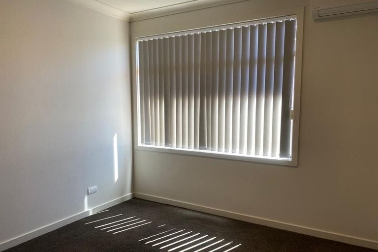 Photo of property in 5 Vigour Lane, Papakura, 2110